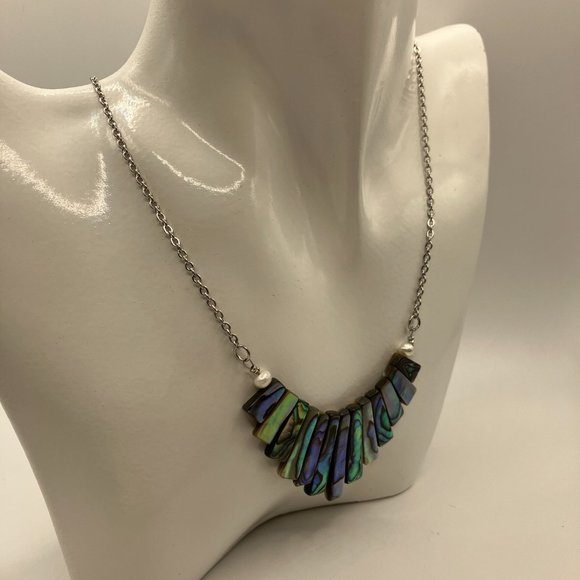 NEW Abalone Paua Graduated Shell + Pearl  Necklace up to 18 inch Stainless Steel - Picture 2 of 6